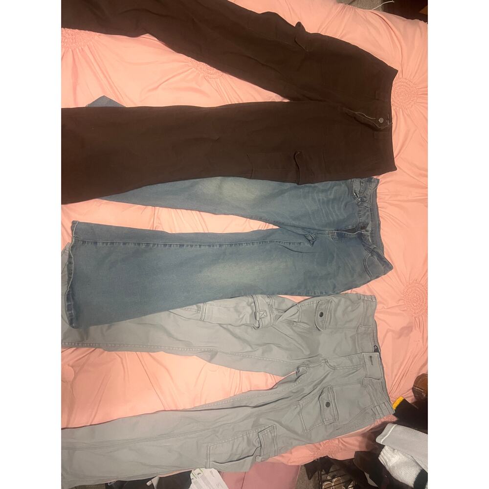 Dazy (blue), Finesse (brown), and Hollister (grey) — all size Small, $20 each